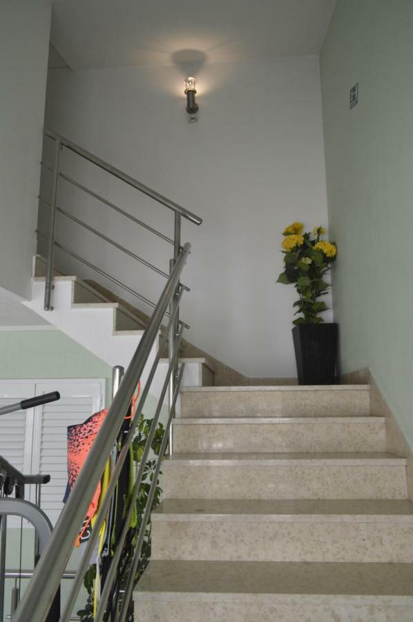 Apartment Beach มาคาร์สกา ภายนอก รูปภาพ